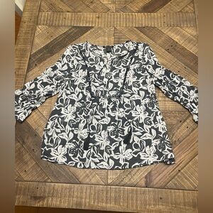 Robert Louis Black and White Floral Blouse